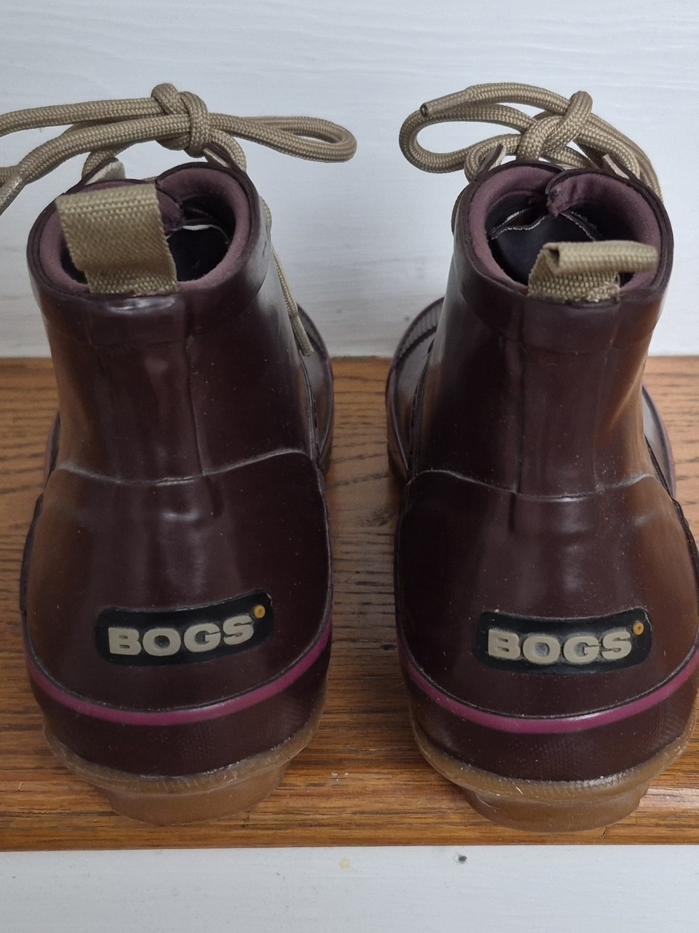 BOGS Charlot Waterproof Insulated Ankle Boots in Deep Burgundy - Picture 2 of 7